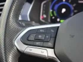 Volkswagen Passat (2020) thumbnail 48