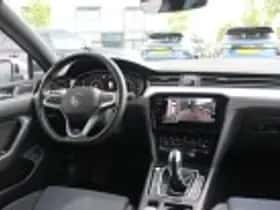 Volkswagen Passat (2022) thumbnail 33