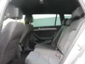 Volkswagen Passat (2022) thumbnail 46