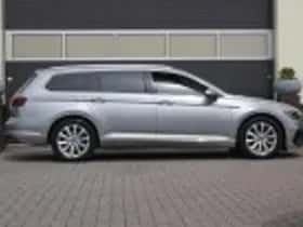 Volkswagen Passat (2022) thumbnail 49