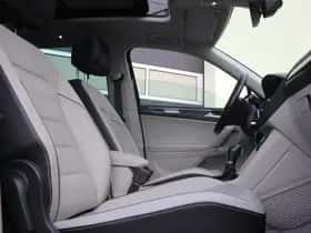 Volkswagen Tiguan (2017) thumbnail 22