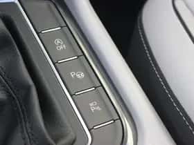 Volkswagen Tiguan (2017) thumbnail 25