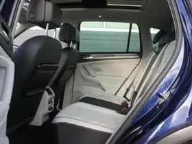 Volkswagen Tiguan (2017) thumbnail 32