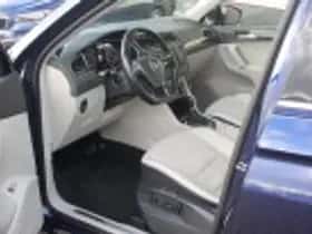 Volkswagen Tiguan (2017) thumbnail 37