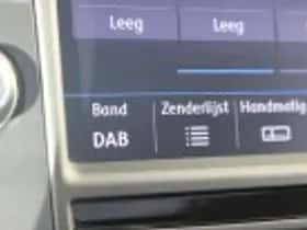 Volkswagen Tiguan (2017) thumbnail 62