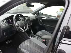 Volkswagen Tiguan (2021) thumbnail 3