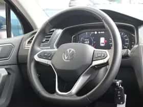 Volkswagen Tiguan (2022) thumbnail 24