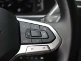 Volkswagen Tiguan (2022) thumbnail 43