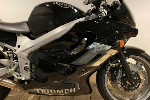Triumph 2002 (2002) thumbnail 4