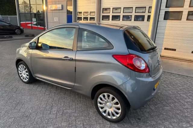 Ford Ka (2010) thumbnail 3