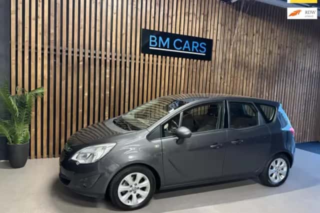 Opel Meriva (2011) thumbnail 1