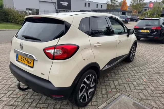Renault Captur (2013) thumbnail 5