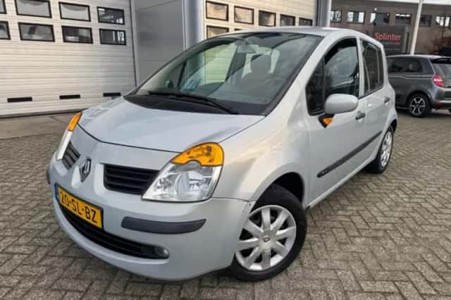 Renault Modus (2006) thumbnail 4