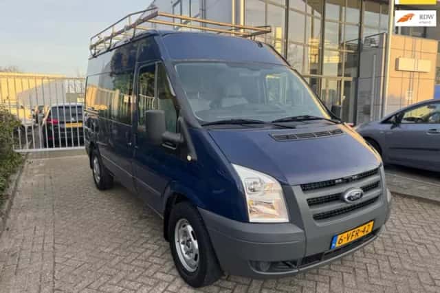 Ford Transit (2009) thumbnail 1