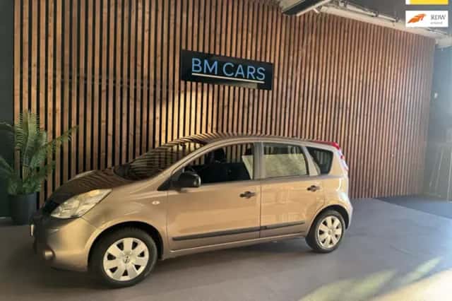Nissan Note (2009) thumbnail 1