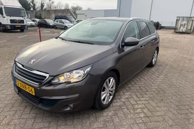 Peugeot 308 (2014) thumbnail 1