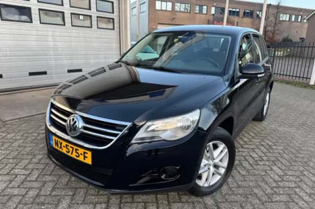 Volkswagen Tiguan (2009) thumbnail 4