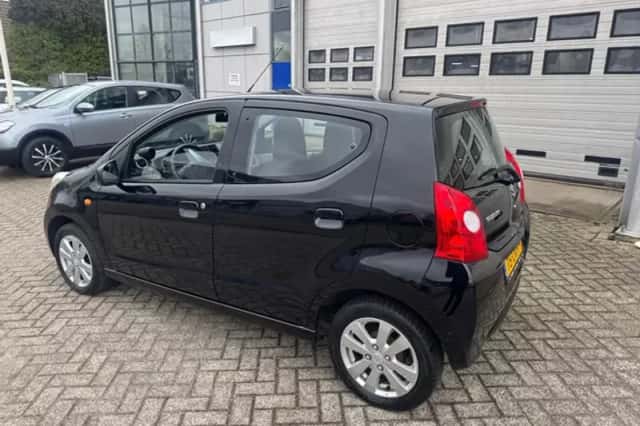 Suzuki Alto (2010) thumbnail 3