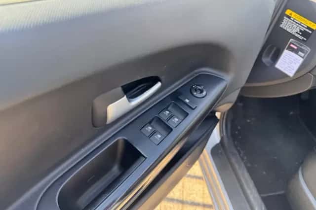 Kia Cee'd (2009) thumbnail 6