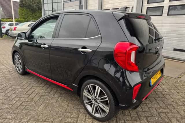 Kia Picanto (2019) thumbnail 3