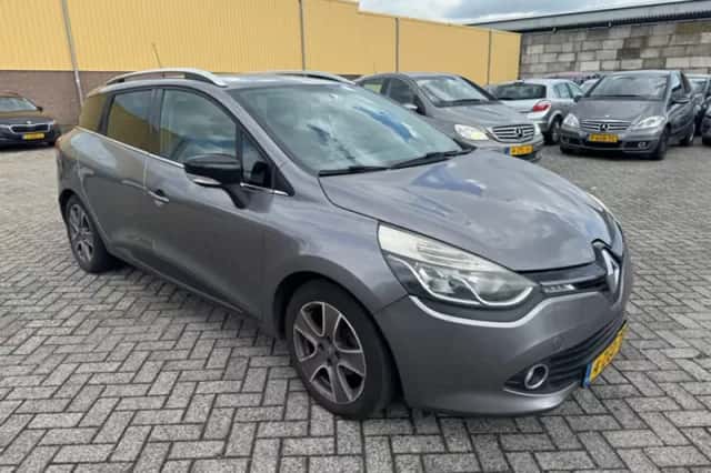 Renault Clio (2015) thumbnail 1
