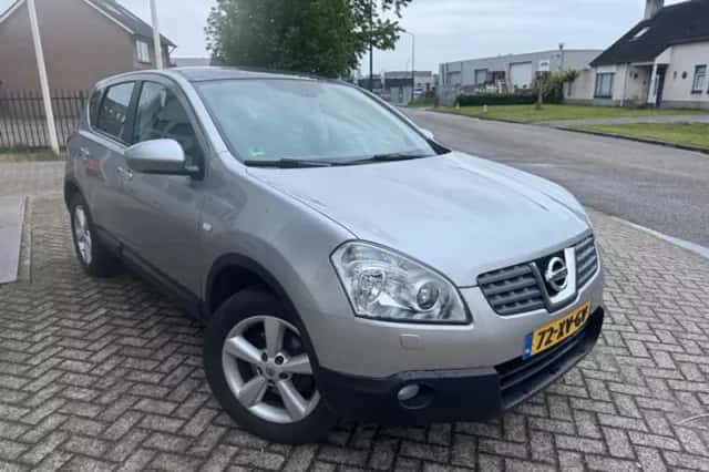 Nissan Qashqai (2007) thumbnail 2