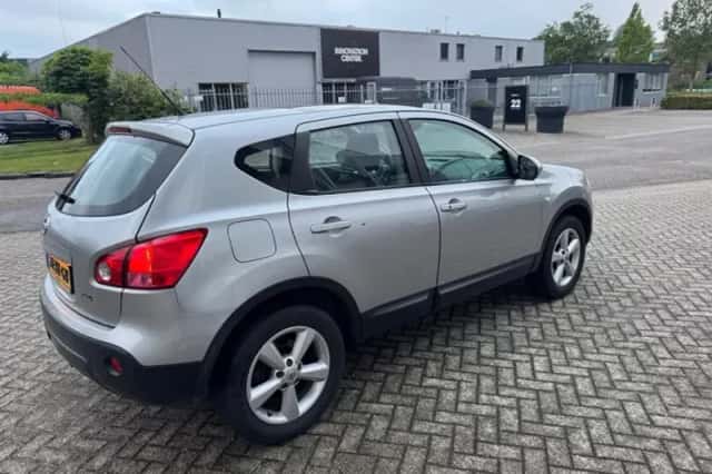 Nissan Qashqai (2007) thumbnail 5