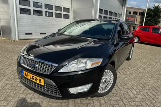 Ford Mondeo (2010) thumbnail 4