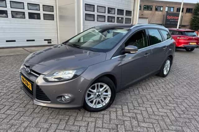 Ford Focus (2013) thumbnail 6