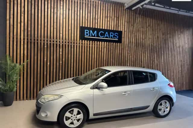 Renault Mégane (2010) thumbnail 1