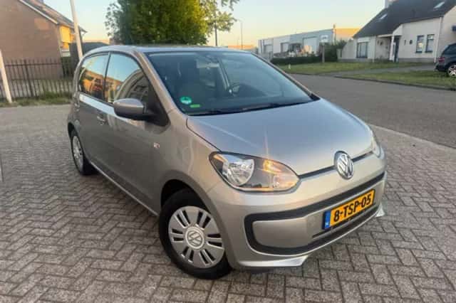 Volkswagen Up! (2014) thumbnail 2