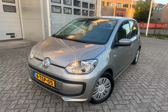 Volkswagen Up! (2014) thumbnail 4