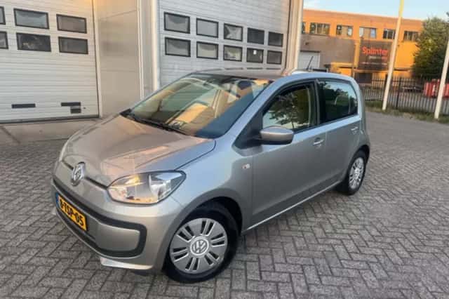 Volkswagen Up! (2014) thumbnail 6