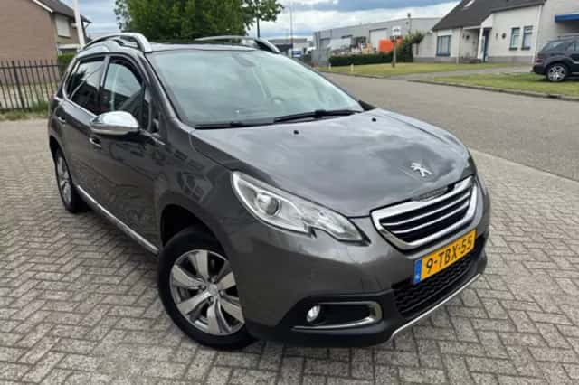 Peugeot 2008 (2014) thumbnail 2