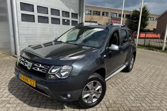 Dacia Duster (2014) thumbnail 4