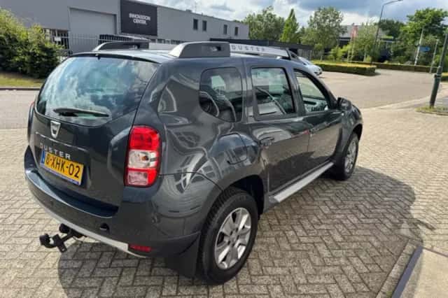 Dacia Duster (2014) thumbnail 5