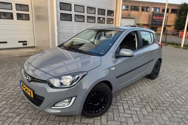 Hyundai i20 (2013) thumbnail 6