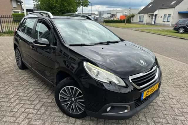 Peugeot 2008 (2016) thumbnail 2