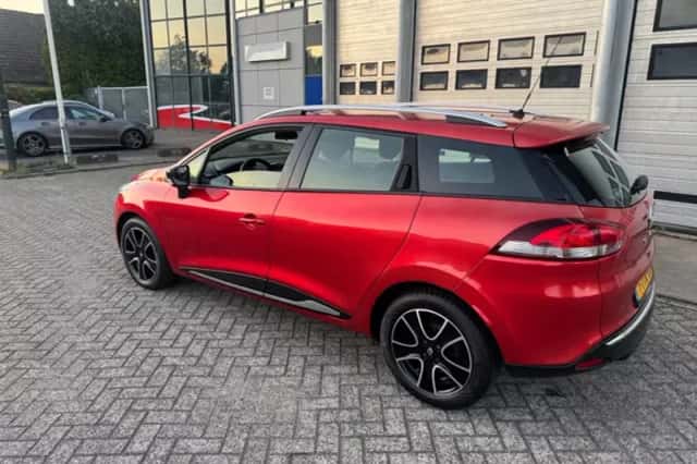 Renault Clio (2014) thumbnail 3