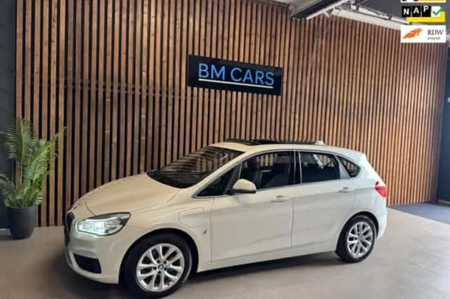 BMW 2-Serie (2016) thumbnail 1