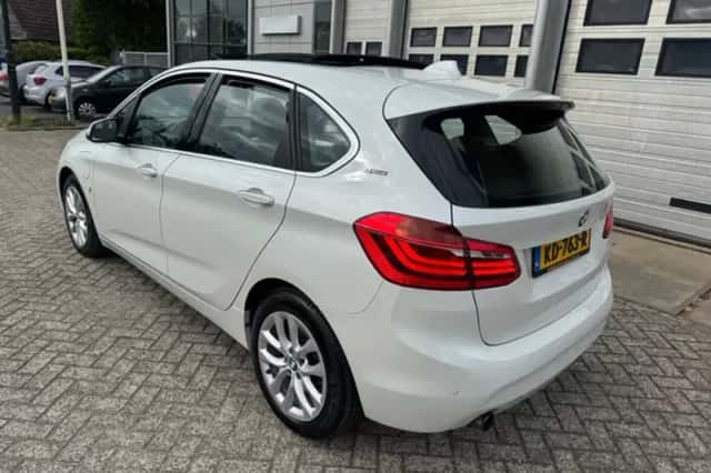 BMW 2-Serie (2016) thumbnail 3