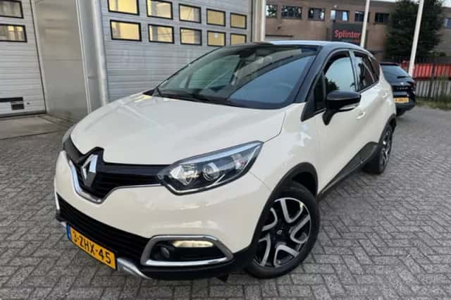 Renault Captur (2015) thumbnail 4