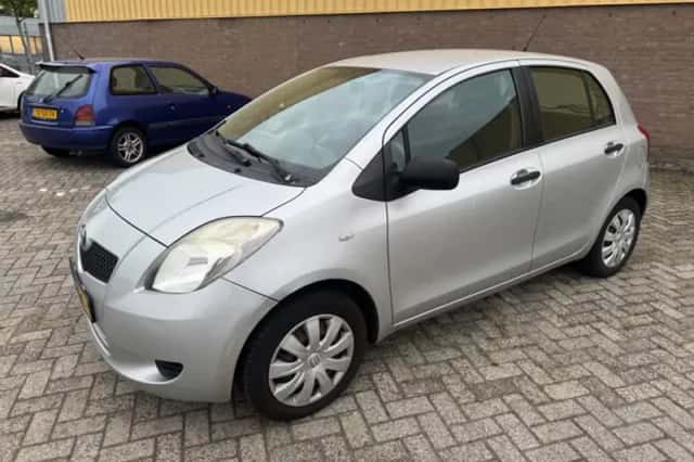 Toyota Yaris (2007) thumbnail 5