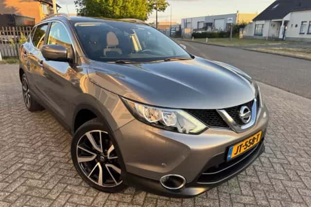 Nissan Qashqai (2016) thumbnail 2