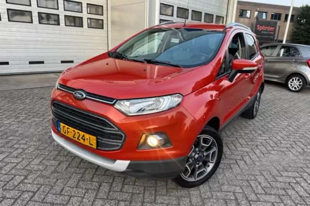 Ford EcoSport (2015) thumbnail 4