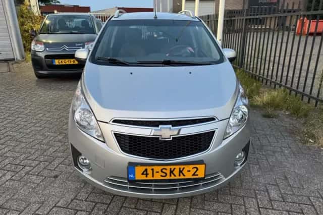 Chevrolet Spark (2011) thumbnail 3