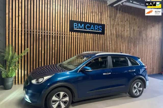 Kia Niro (2017) thumbnail 1