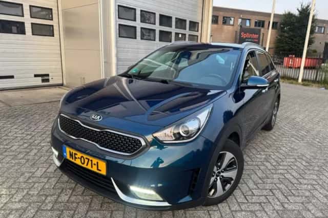 Kia Niro (2017) thumbnail 4