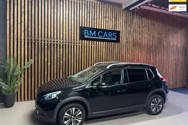 Peugeot 2008 (2017) thumbnail 1