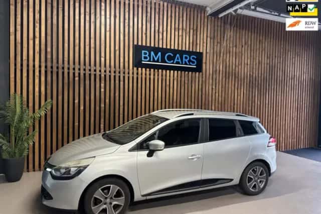 Renault Clio (2015) thumbnail 1